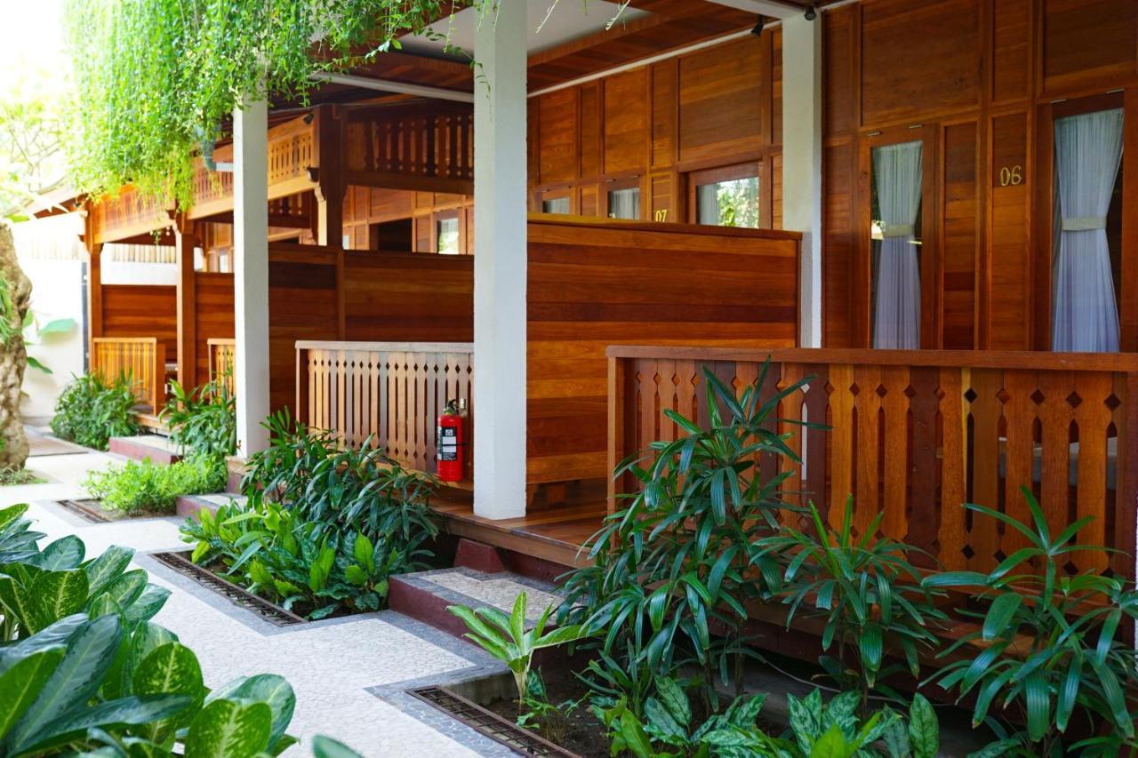 La'Villaris Hotel & Resto Kuta (Lombok) Exterior foto