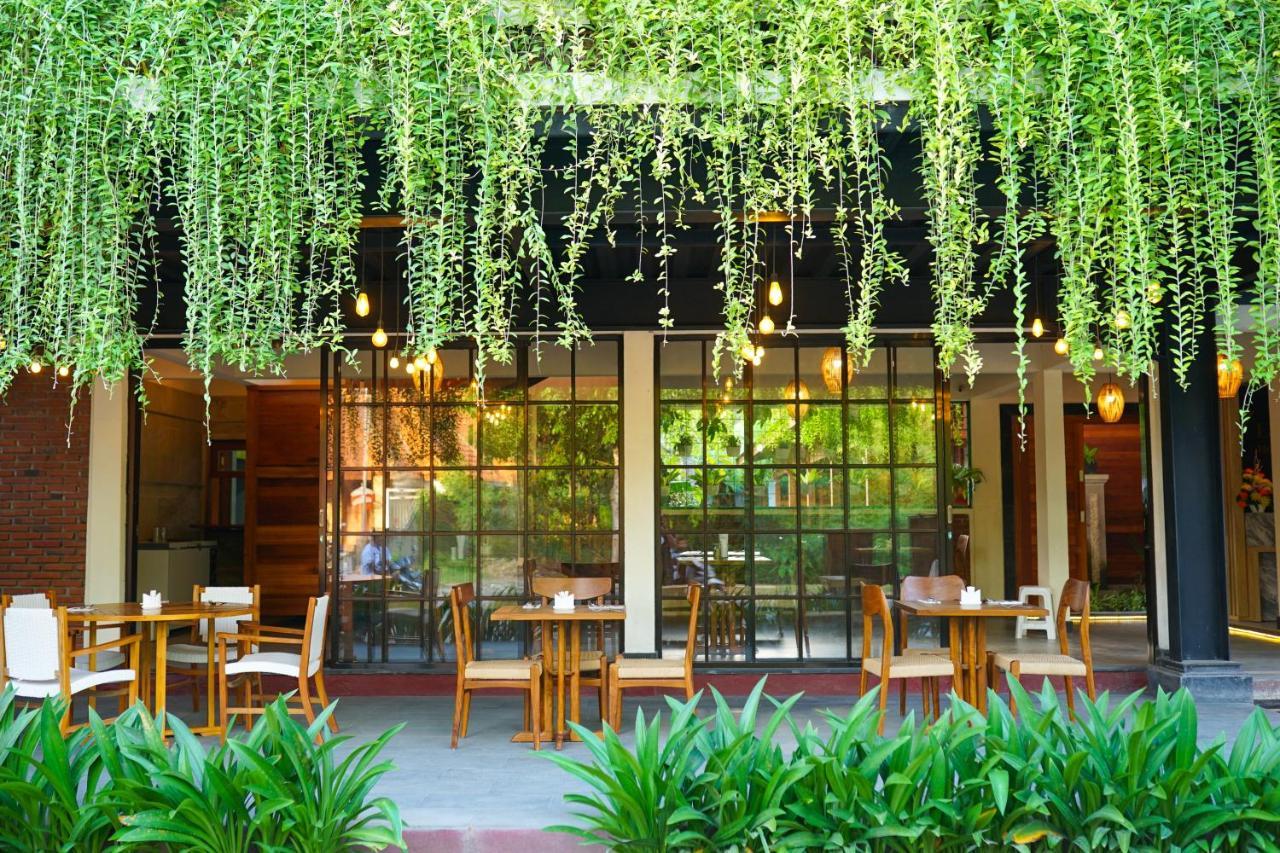 La'Villaris Hotel & Resto Kuta (Lombok) Exterior foto