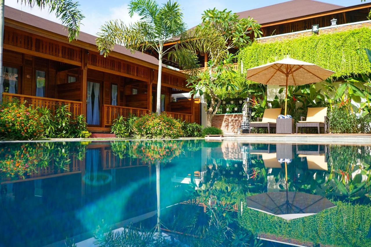 La'Villaris Hotel & Resto Kuta (Lombok) Exterior foto